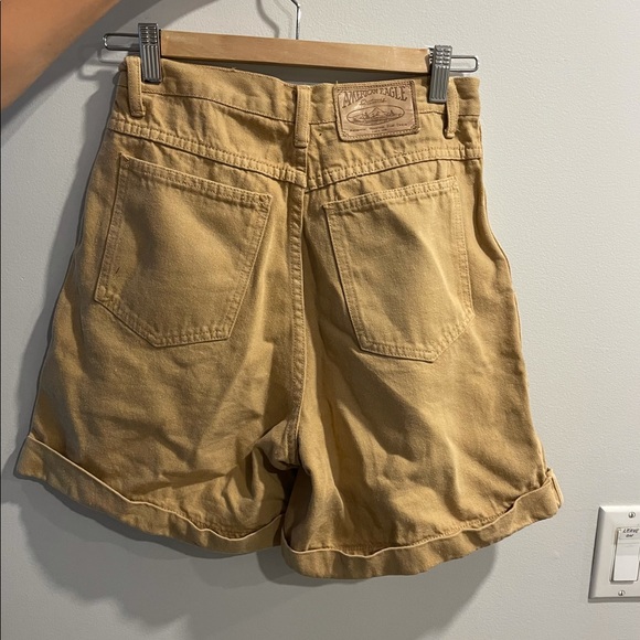 Vintage American Eagle High Wasted Tan Shorts - Picture 2 of 2
